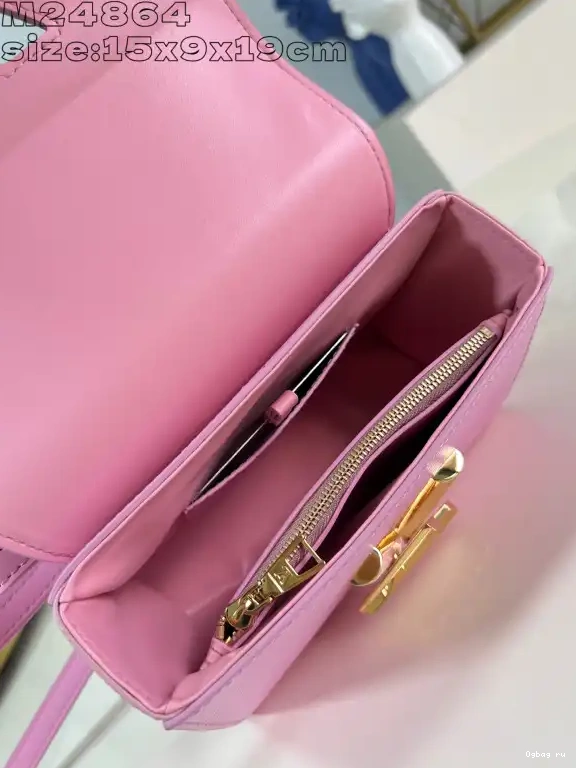 VUITTON LOUIS MM-23*17*9.5CM TWIST 0515